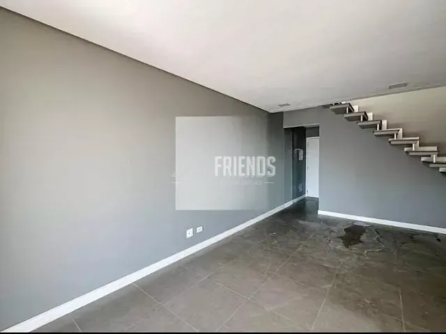 Apartamento com 178m² 3 quartos e 2 banheiros, à venda, no bairro Água Fria em São Paulo