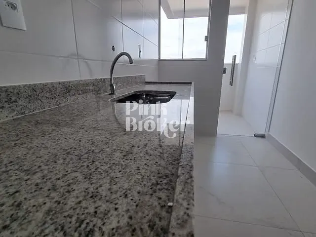 Apartamento com 130m² 2 quartos e 2 banheiros, à venda, no bairro Cabral em Contagem