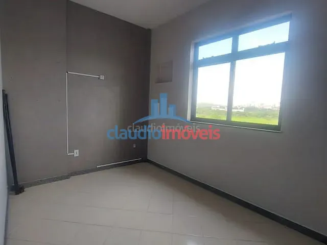 Apartamento 2 quartos e 2 banheiros, à venda, no bairro Aterrado em Volta Redonda