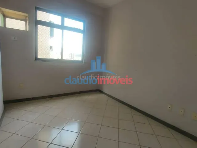 Apartamento 2 quartos e 2 banheiros, à venda, no bairro Aterrado em Volta Redonda