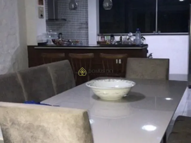 Apartamento com 270m² 3 quartos e 2 banheiros, à venda, no bairro Centro em Barra Mansa