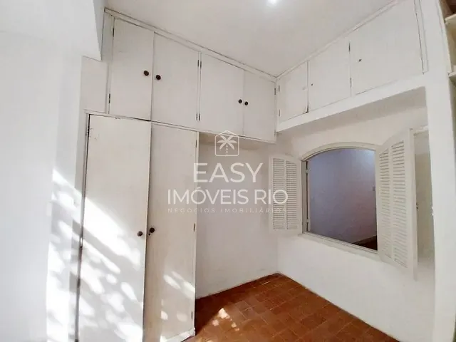 Apartamento com 19m² 1 quarto e 1 banheiro, à venda, no bairro Catete em Rio de Janeiro