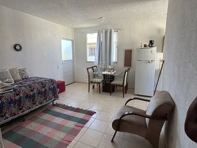 Apartamento com 46m² 2 quartos e 1 banheiro, para alugar, no bairro Jardim Esperança em Cabo Frio