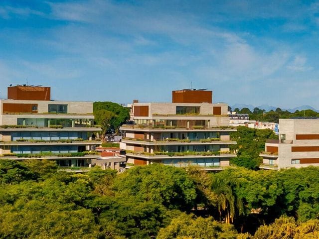 Apartamento com 987m² 4 quartos e 6 banheiros, à venda, no bairro Cabral em Curitiba