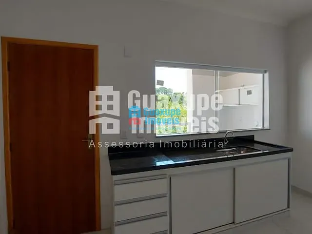 Apartamento com 56m², para alugar, no bairro Japy em Guaxupé
