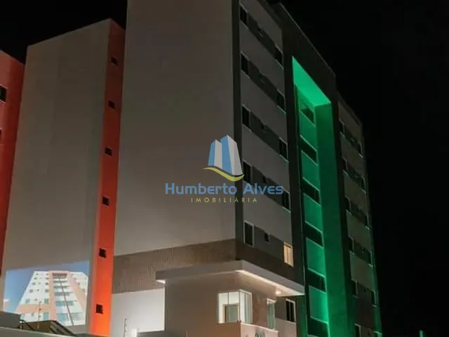 Apartamento com 77m² 3 quartos e 2 banheiros, à venda, no bairro Candeias em Vitória da Conquista
