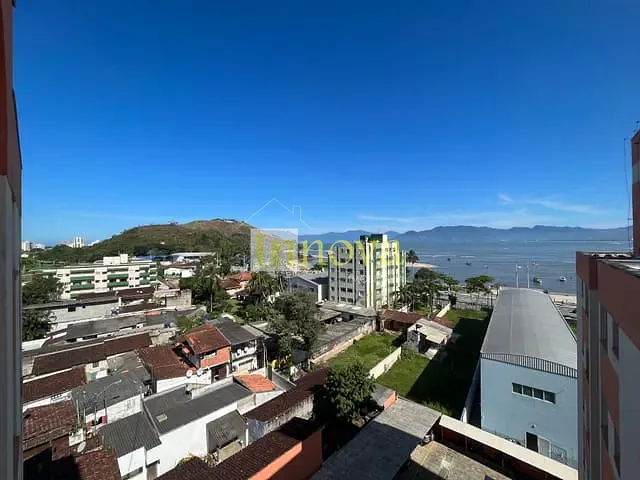 Apartamento com 67m² 2 quartos e 1 banheiro, à venda, no bairro Sumaré em Caraguatatuba