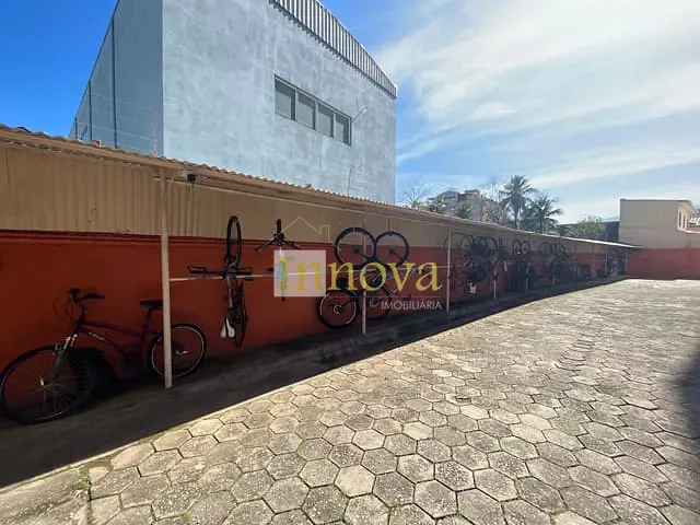 Apartamento com 67m² 2 quartos e 1 banheiro, à venda, no bairro Sumaré em Caraguatatuba