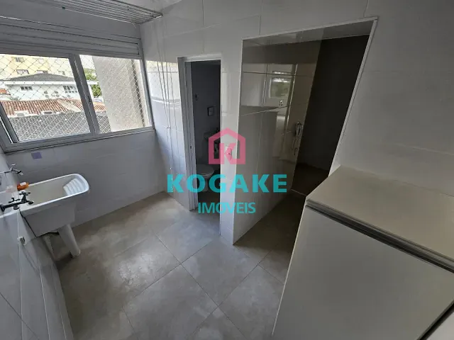 Apartamento 3 quartos e 3 banheiros, para alugar, no bairro Vila Adyana em São José dos Campos