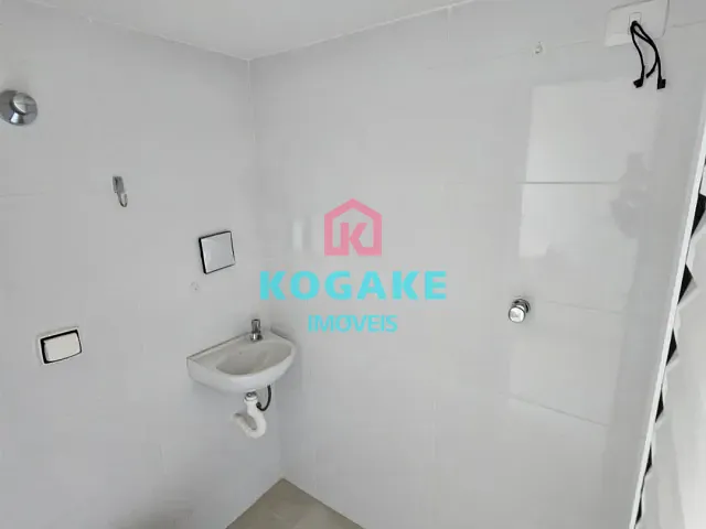 Apartamento 3 quartos e 3 banheiros, para alugar, no bairro Vila Adyana em São José dos Campos