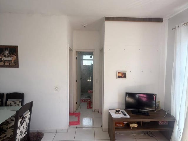 Apartamento 2 quartos e 1 banheiro, à venda, no bairro Thomaz Coelho em Araucária