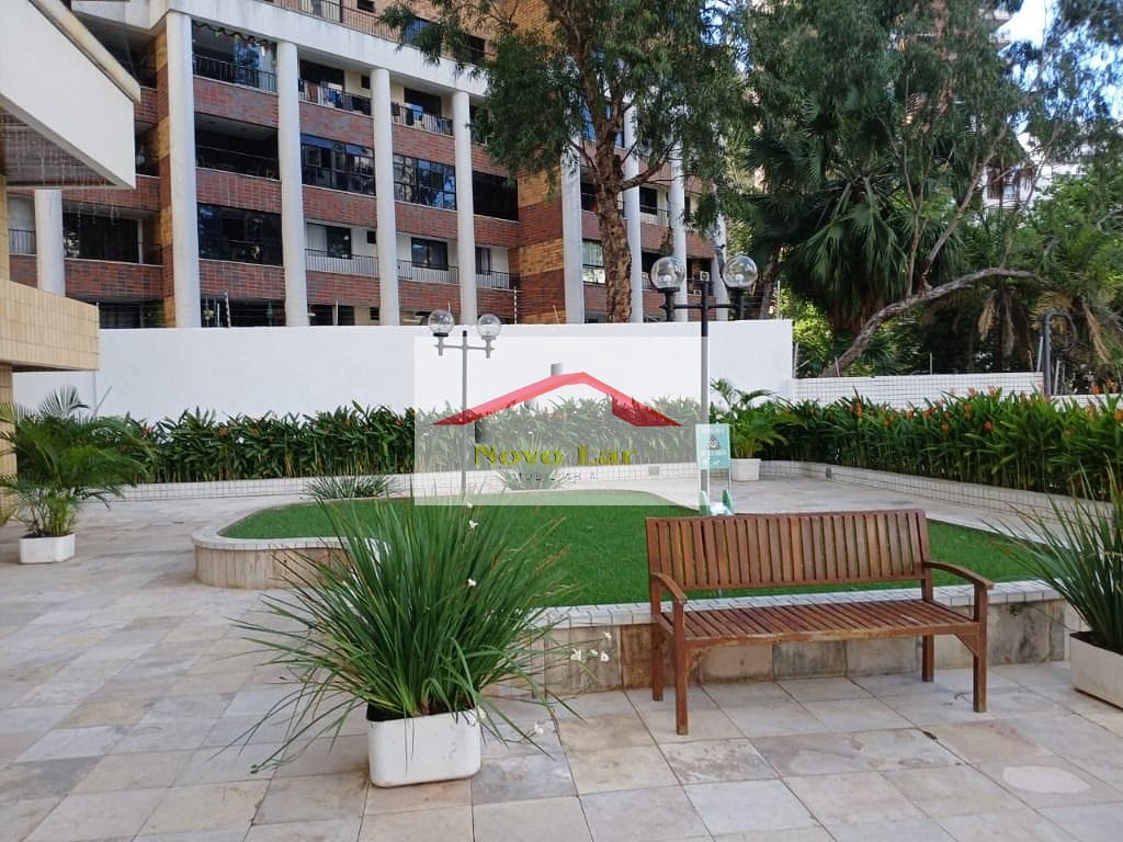 Apartamento à venda com 4 quartos, 220m² - Foto 3