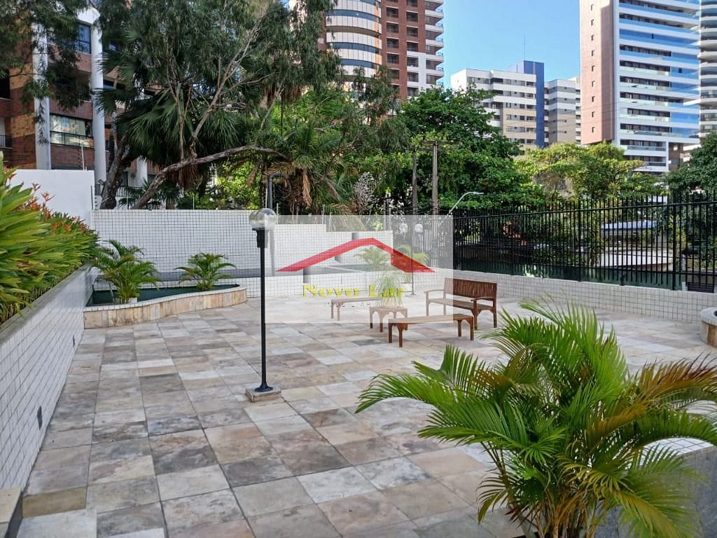 Apartamento à venda com 4 quartos, 220m² - Foto 5