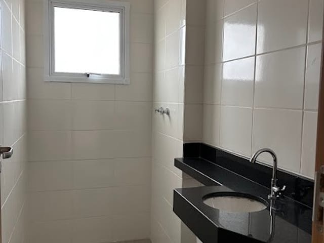 Apartamento 2 quartos e 1 banheiro, à venda, no bairro Boqueirão em Praia Grande