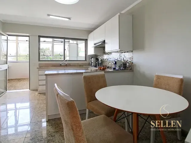 Apartamento 3 quartos e 2 banheiros, à venda, no bairro Santa Tereza em Porto Alegre