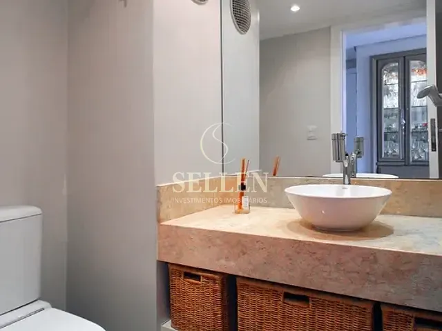 Apartamento 3 quartos e 2 banheiros, à venda, no bairro Santa Tereza em Porto Alegre