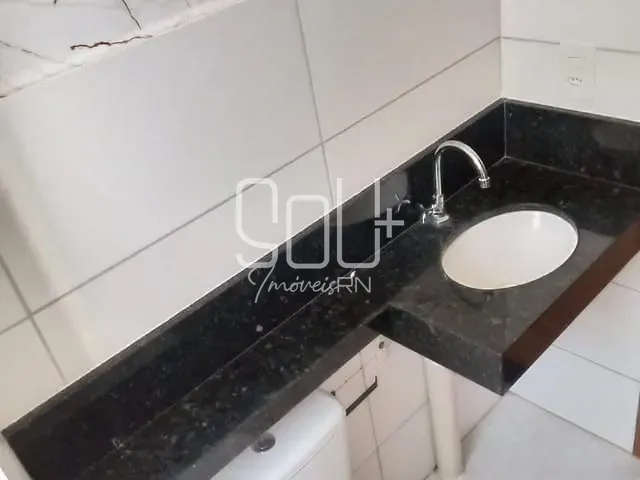 Apartamento 2 quartos e 1 banheiro, à venda, no bairro Pajuçara em Natal