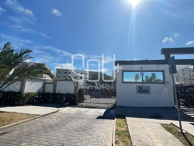 Apartamento 2 quartos e 1 banheiro, à venda, no bairro Pajuçara em Natal