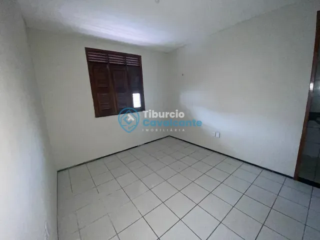 Apartamento 2 quartos e 2 banheiros, para alugar, no bairro Centro em Maranguape
