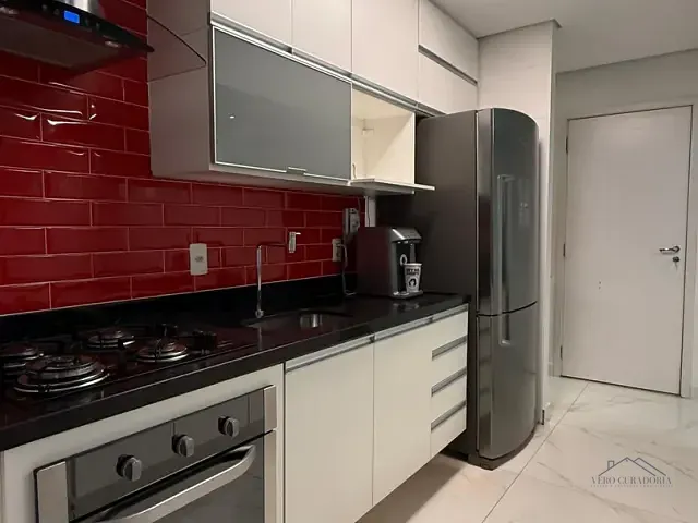Apartamento 2 quartos e 2 banheiros, à venda ou para alugar, no bairro Vila Mogilar em Mogi das Cruzes