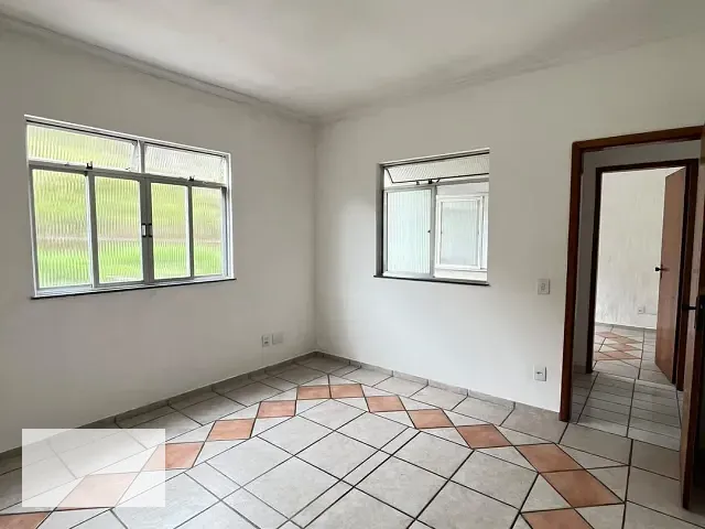 Apartamento 2 quartos e 1 banheiro, para alugar, no bairro Centro em Santos Dumont