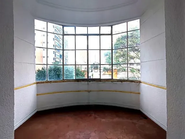 Apartamento 2 quartos e 1 banheiro, à venda ou para alugar, no bairro Bela Vista em São Paulo