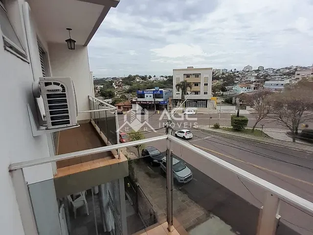 Apartamento 4 quartos e 3 banheiros, à venda, no bairro Centro em Erechim