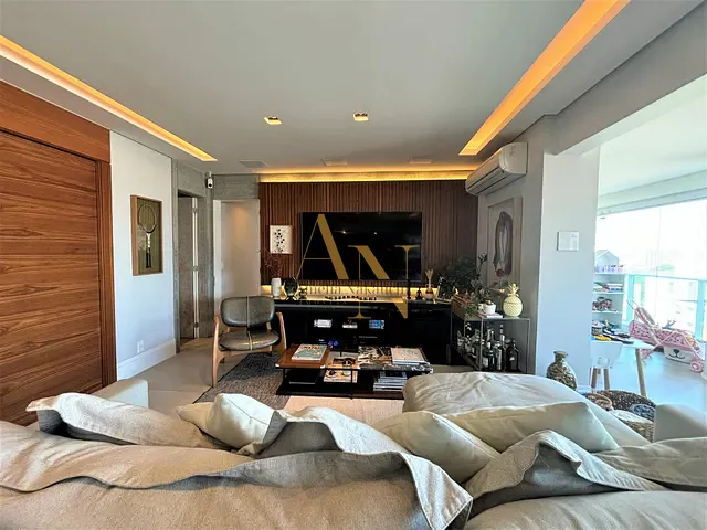 Apartamento 3 quartos e 5 banheiros, à venda ou para alugar, no bairro Vila Mariana em São Paulo
