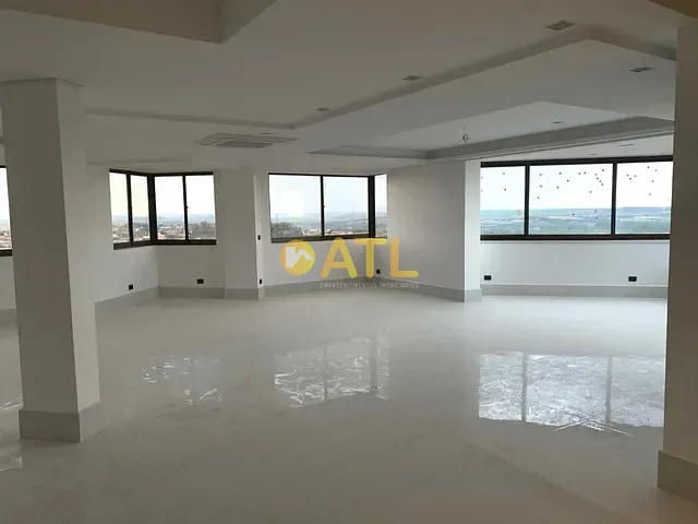 Apartamento com 330m² 4 quartos e 5 banheiros, à venda, no bairro Jardim Paulista em Ourinhos
