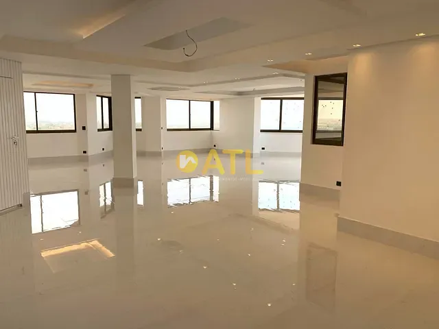 Apartamento com 330m² 4 quartos e 5 banheiros, à venda, no bairro Jardim Paulista em Ourinhos