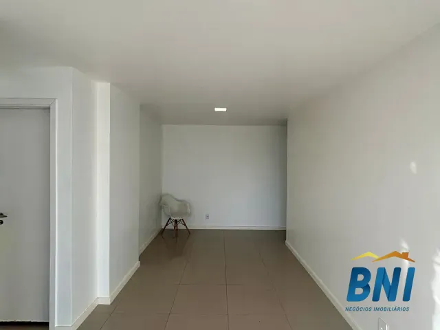 Apartamento 3 quartos e 3 banheiros, à venda ou para alugar, no bairro Recreio dos Bandeirantes em Rio de Janeiro