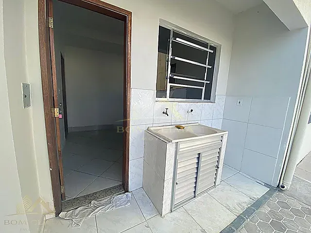 Apartamento 2 quartos e 1 banheiro, para alugar, no bairro Nossa Senhora das Graças em Juiz de Fora
