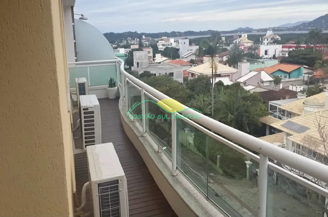 Cobertura, 3 quartos, 234 m² - Foto 1