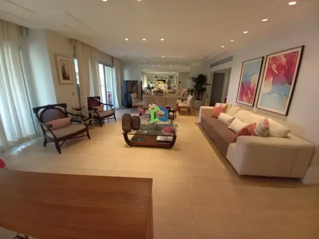 Apartamento com 297m² 4 quartos e 6 banheiros, à venda, no bairro Barra da Tijuca em Rio de Janeiro