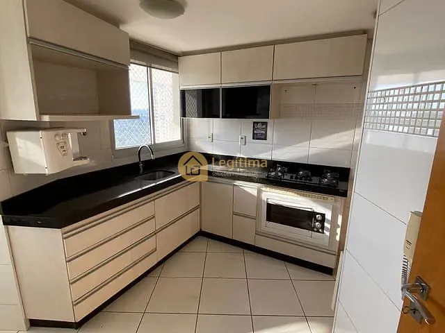 Apartamento com 92m² 3 quartos e 3 banheiros, para alugar, no bairro Jardim Goiás em Goiânia