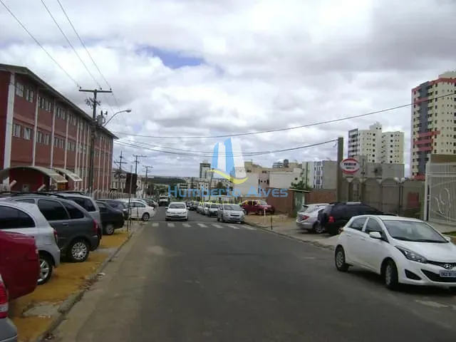 Apartamento 2 quartos e 1 banheiro, à venda, no bairro Candeias em Vitória da Conquista