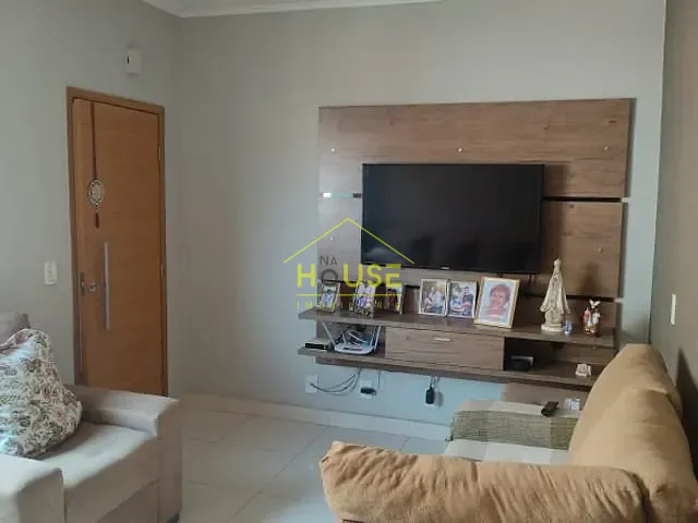 Apartamento com 759m² 2 quartos e 1 banheiro, à venda, no bairro Parque das Nações em Votuporanga