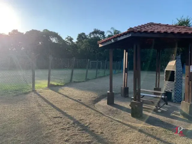 Apartamento 2 quartos e 1 banheiro, para alugar, no bairro Umuarama em Itanhaém