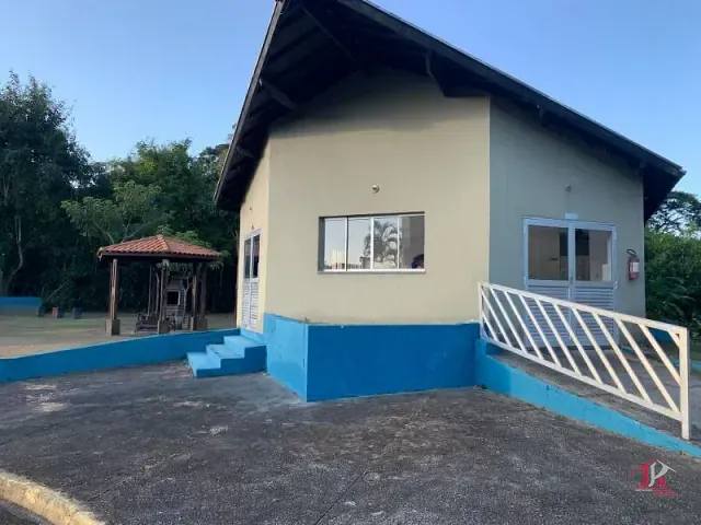 Apartamento 2 quartos e 1 banheiro, para alugar, no bairro Umuarama em Itanhaém