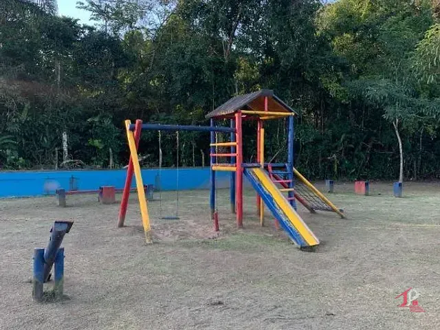 Apartamento 2 quartos e 1 banheiro, para alugar, no bairro Umuarama em Itanhaém