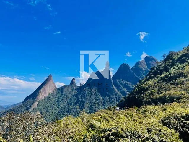 Apartamento com 35m² 1 quarto e 2 banheiros, à venda, no bairro Nossa Senhora de Fátima em Teresópolis