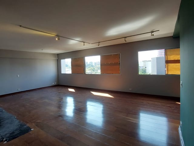 Apartamento com 130m² 3 quartos e 2 banheiros, à venda, no bairro Pinheiros em São Paulo