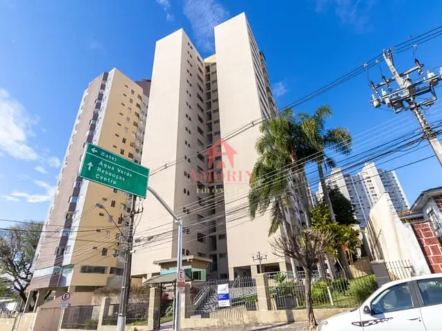 Apartamento com 77m² 2 quartos e 2 banheiros, para alugar, no bairro Portão em Curitiba