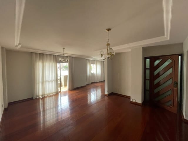 Foto do Apartamento - Apartamento à venda 4 Quartos, 1Vaga, 205M², La Coruna- Centro, Londrina - PR | Luciana Kauam Imóveis