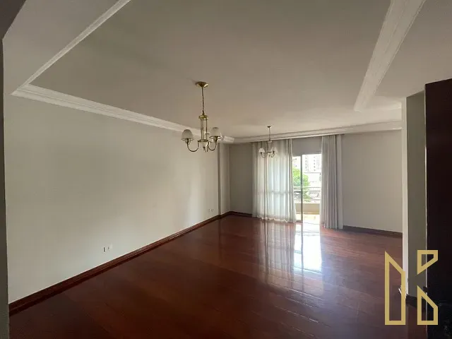 Apartamento com 311m² 3 quartos e 5 banheiros, à venda, no bairro Centro em Londrina