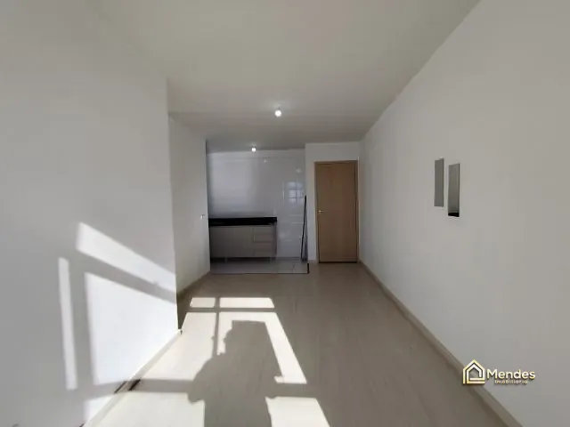 Apartamento com 48m² 2 quartos e 1 banheiro, à venda, no bairro Sítio Cercado em Curitiba