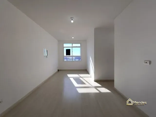 Apartamento com 48m² 2 quartos e 1 banheiro, à venda, no bairro Sítio Cercado em Curitiba