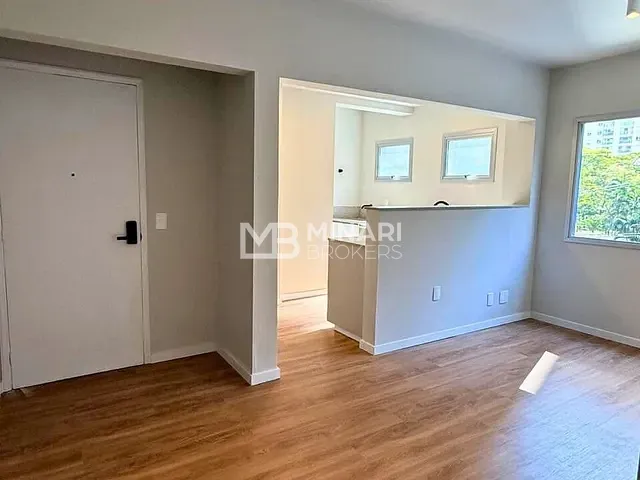 Apartamento 2 quartos e 1 banheiro, à venda, no bairro Cidade Monções em São Paulo