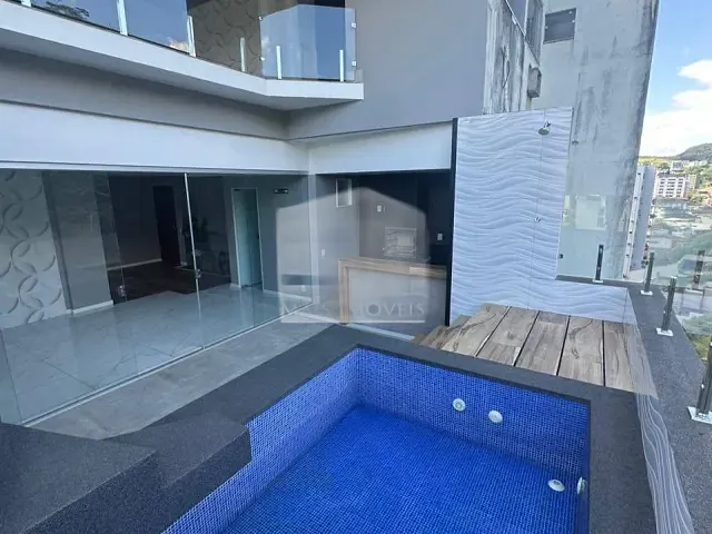 Cobertura / Penthouse 4 quartos e 4 banheiros, à venda, no bairro Centro em Muriaé