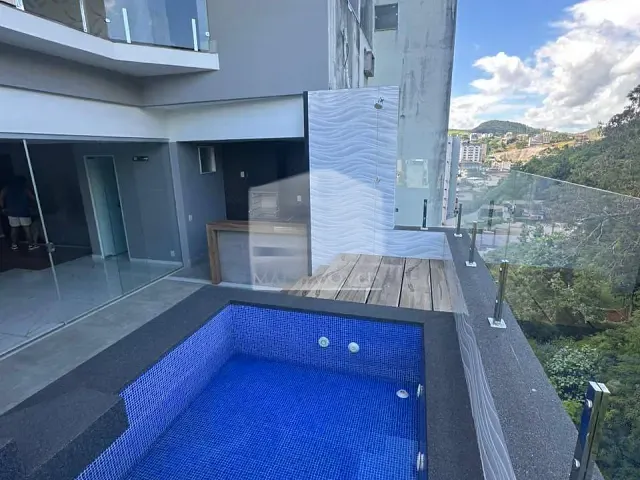 Cobertura / Penthouse 4 quartos e 4 banheiros, à venda, no bairro Centro em Muriaé